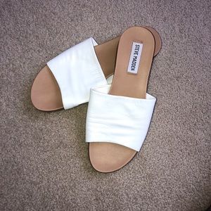 7.5 Steve Madden Sandals